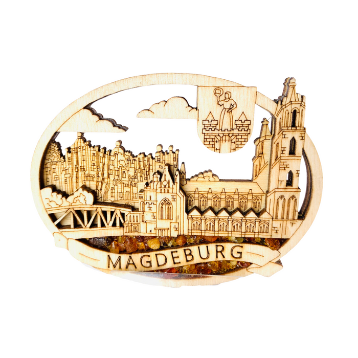 Magdeburger Skyline-Magnet aus Bernstein und Holz, das berühmte Wahrzeichen der Stadt Magdeburg darstellend, erhältlich im Magdeburg-Shop.